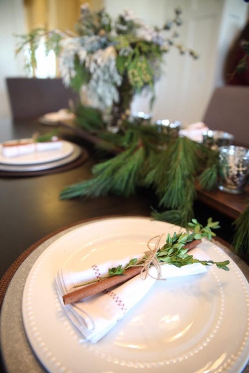 holiday-deocr-table-settings-2